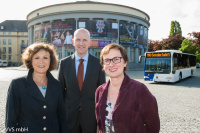 Oberbürgermeisterin Charlotte Britz, Saarbahn-Geschäftsführer Norbert Reuter, Generalintendantin Dagmar Schlingmann Image