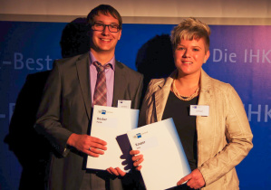 Die Azubis Patrik Becker und Lisa Kasper Die Azubis Patrik Becker und Lisa Kasper