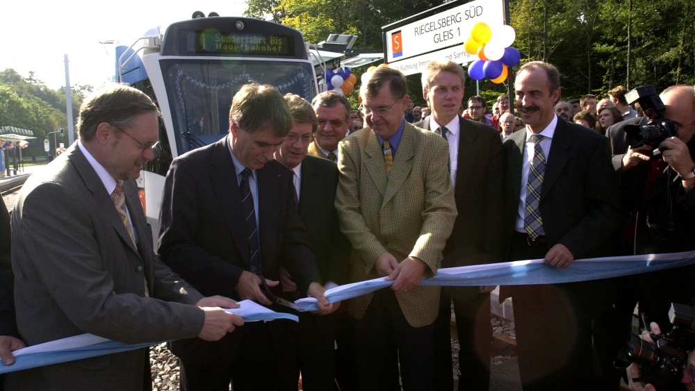 Eröffnung Haltestelle Riegelsberg Süd, 2001