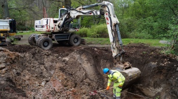 Wegen des Wasserrohrbruchs im Meerwiesertalweg fahren die Busse Umleitungen.