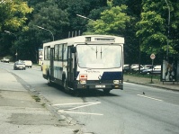Ein Renault PR 100 MI der Forbus in den 80er Jahren am Messegelände