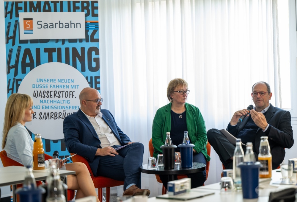 Bundesweite Tagung der Fahrgastbeiraete Bundesweite Tagung der Fahrgastbeiraete