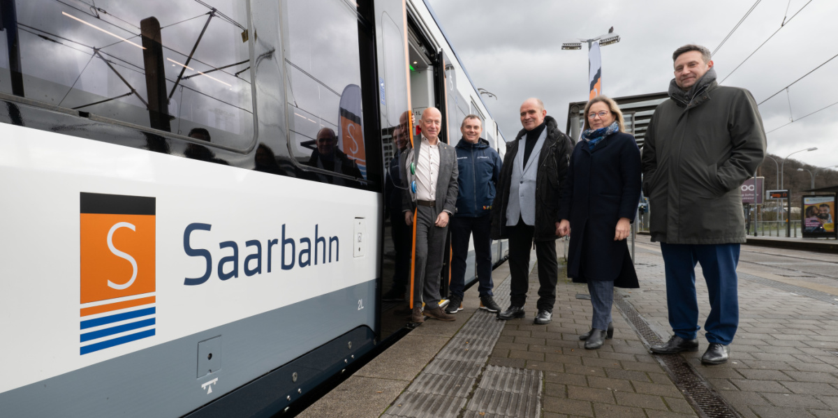Neue Züge für die Saarbahn-Flotte: Zulassungsverfahren und Fahrgastbetrieb
